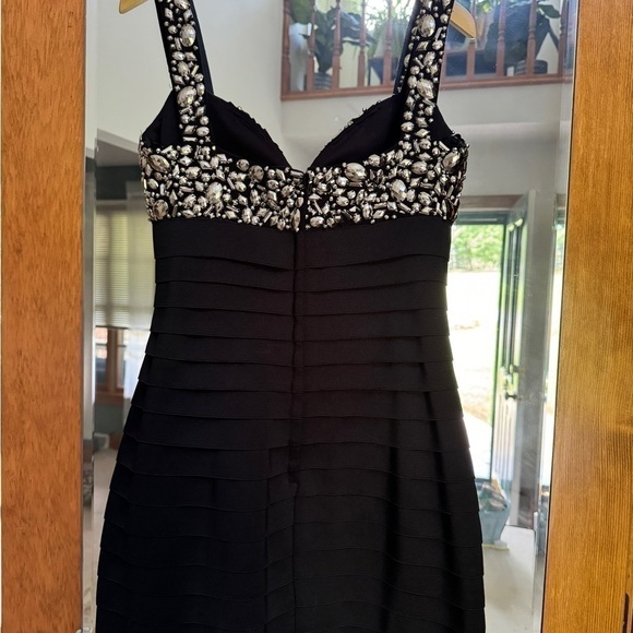 SHERRI HILL Womens Beaded BODYCON black party dress Size 6 EUC - Picture 3 of 5